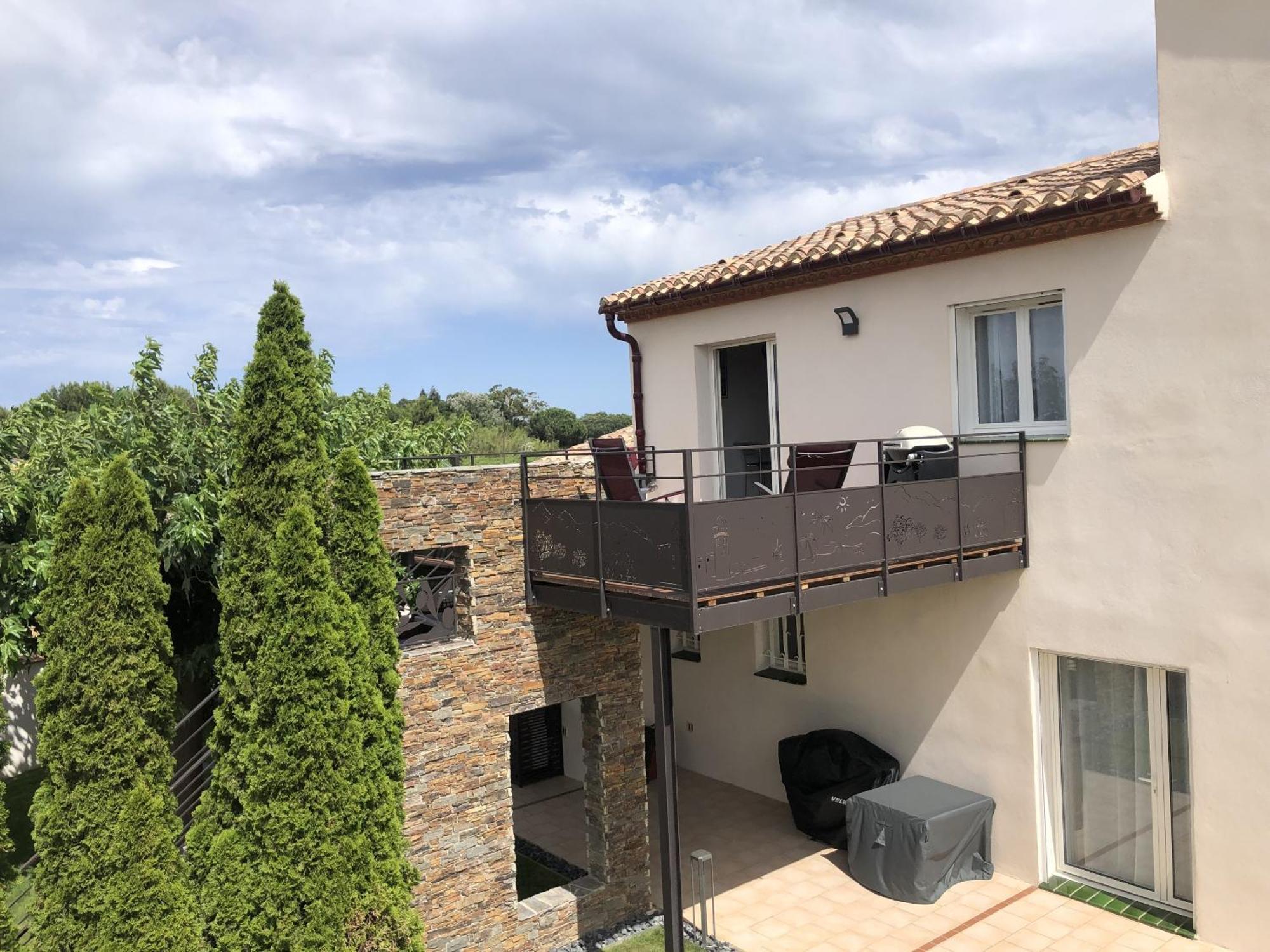 La Catalane *